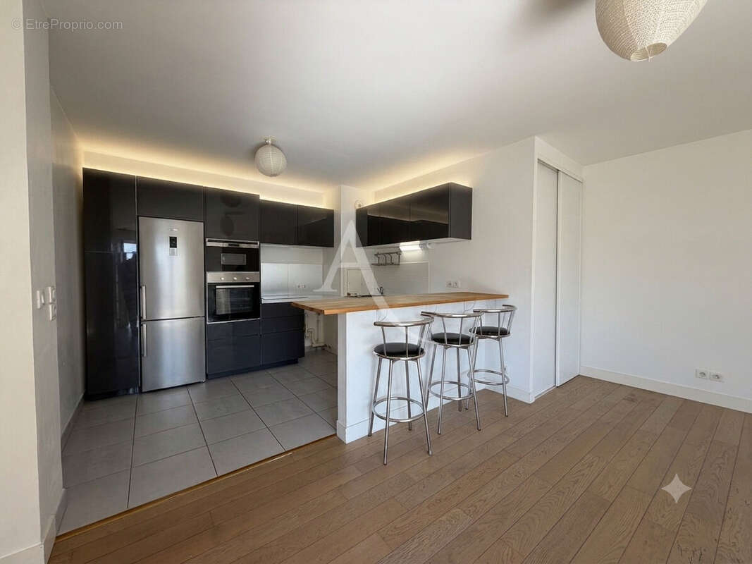 Appartement à MAISONS-ALFORT