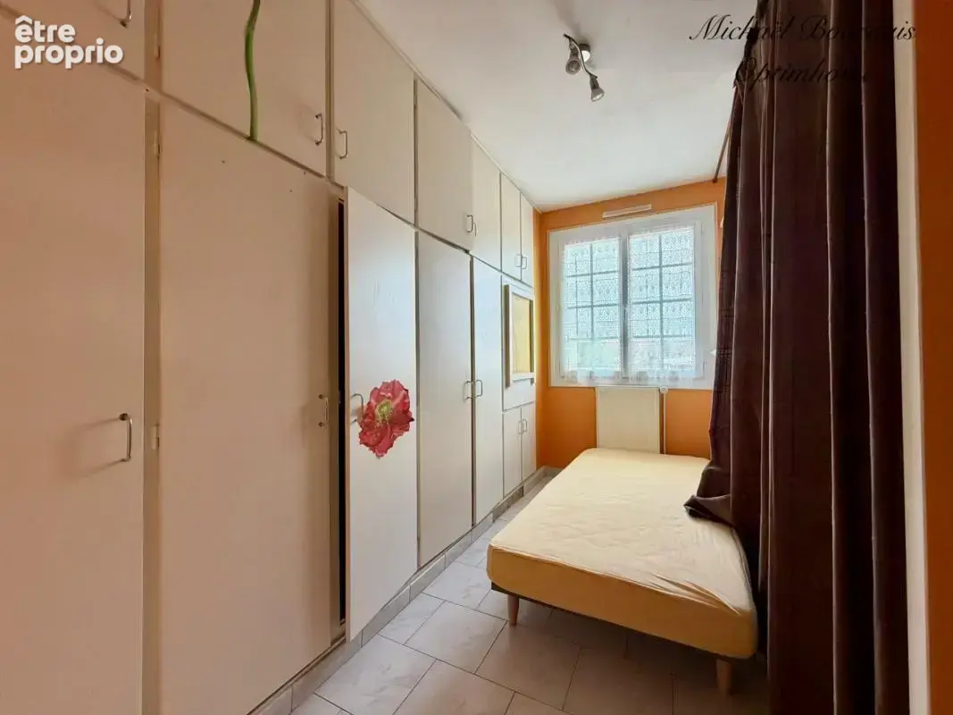 Maison familiale + dépendances – 230 m² – piscine – fort potentiel - photo 19