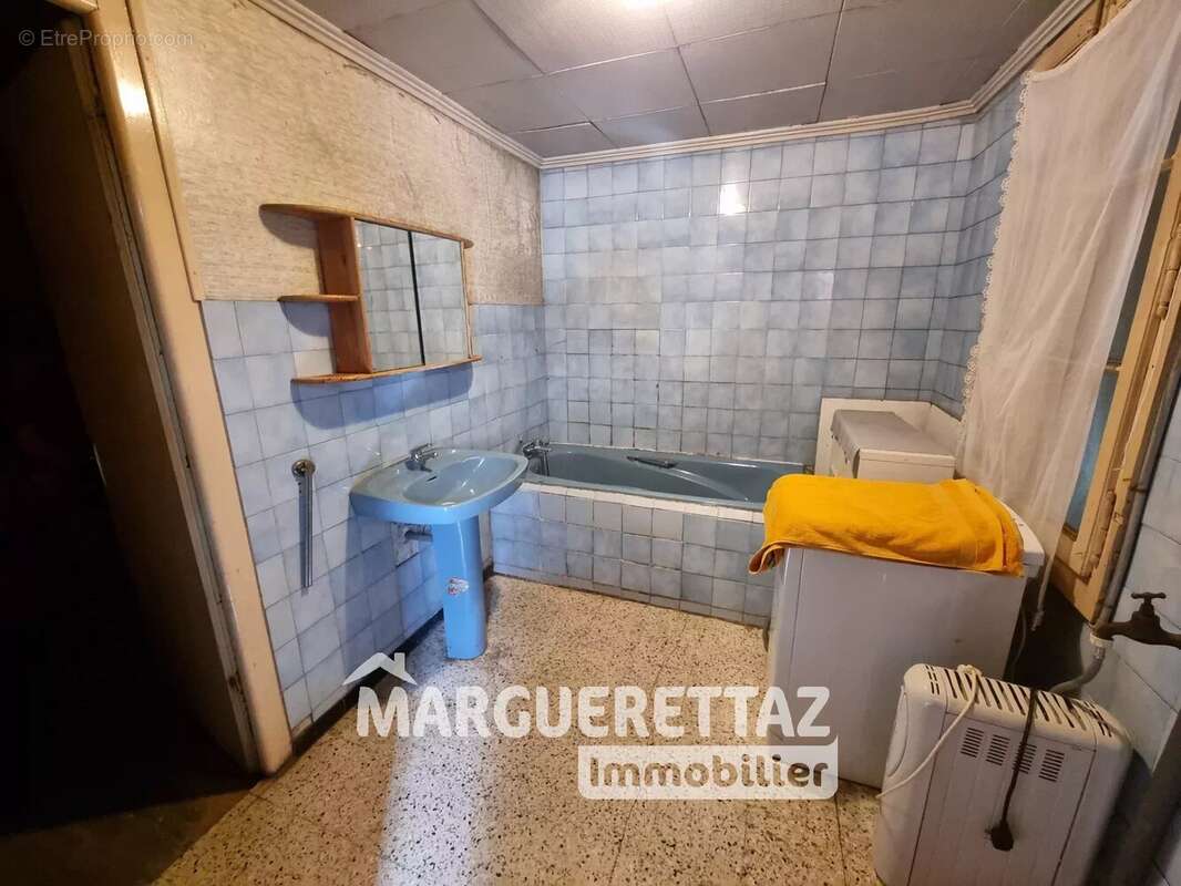 Maison à SAINT-JEOIRE