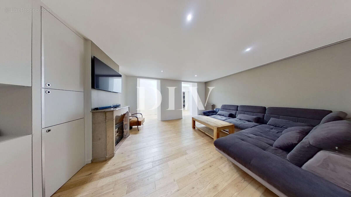 Appartement à FONTAINEBLEAU