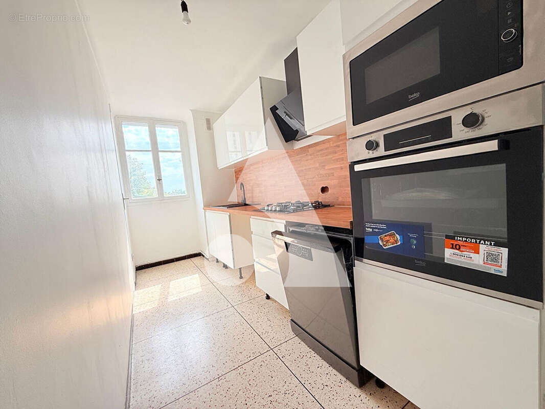 Appartement à MARSEILLE-15E