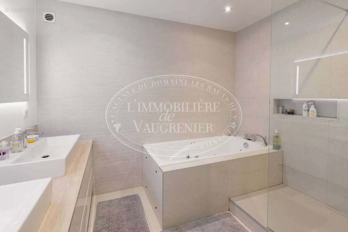 Maison à VILLENEUVE-LOUBET