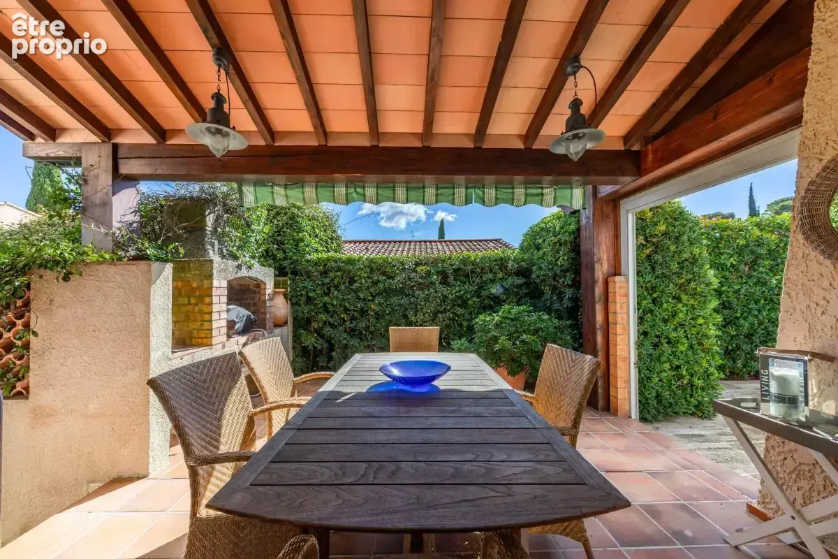 Sanary-sur-mer – maison familiale avec piscine et stationnement - photo 5