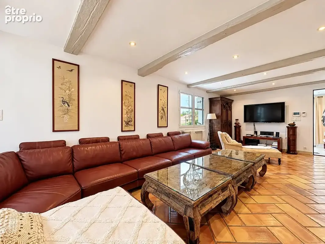 Mandelieu-la-napoule – minelle  villa de 326 m² avec piscine - photo 5