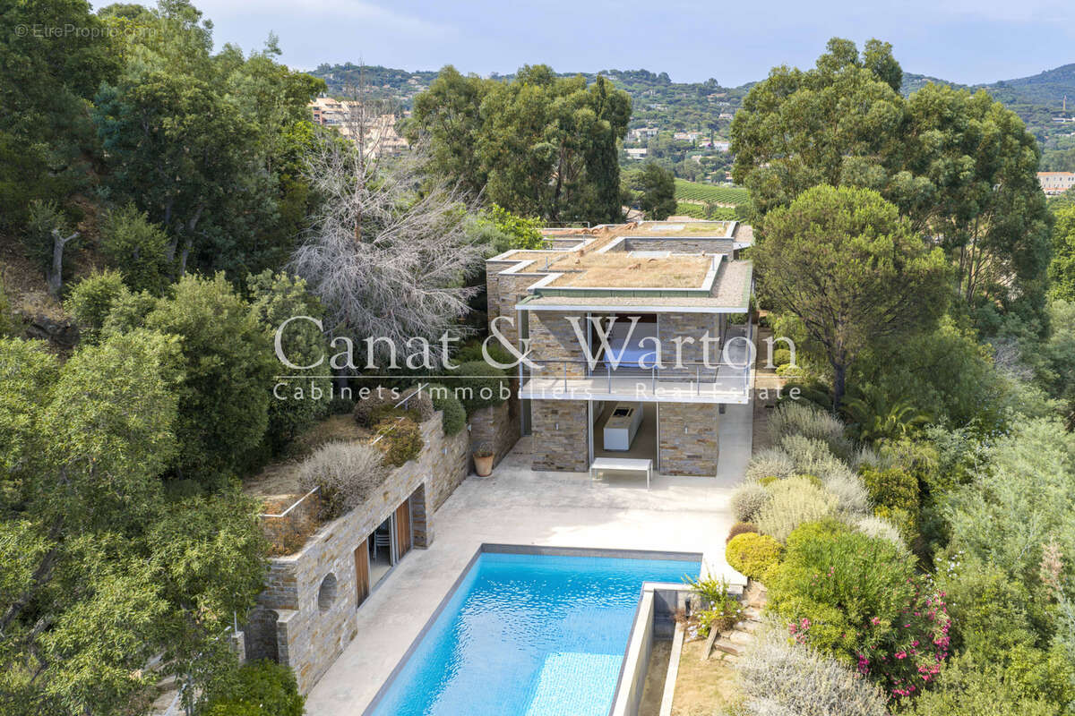 Maison à LA CROIX-VALMER