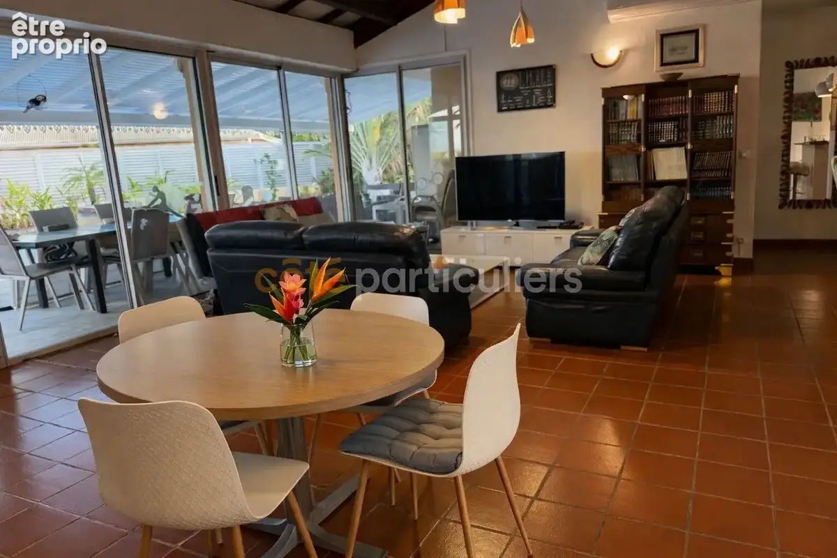 RARE ! Villa de plain-pied avec vue sur la mer - Le Gosier 5 pièces - photo 7
