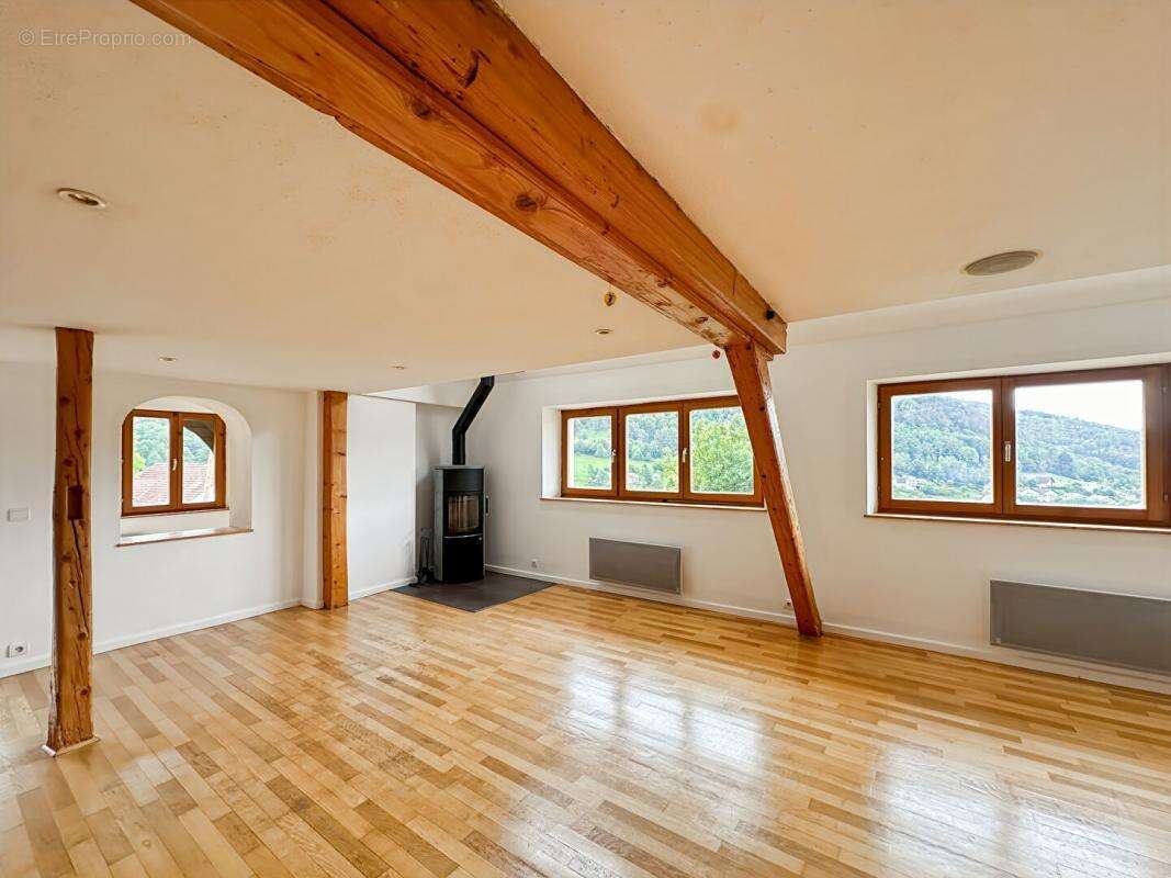 Appartement à SAINT-AMARIN