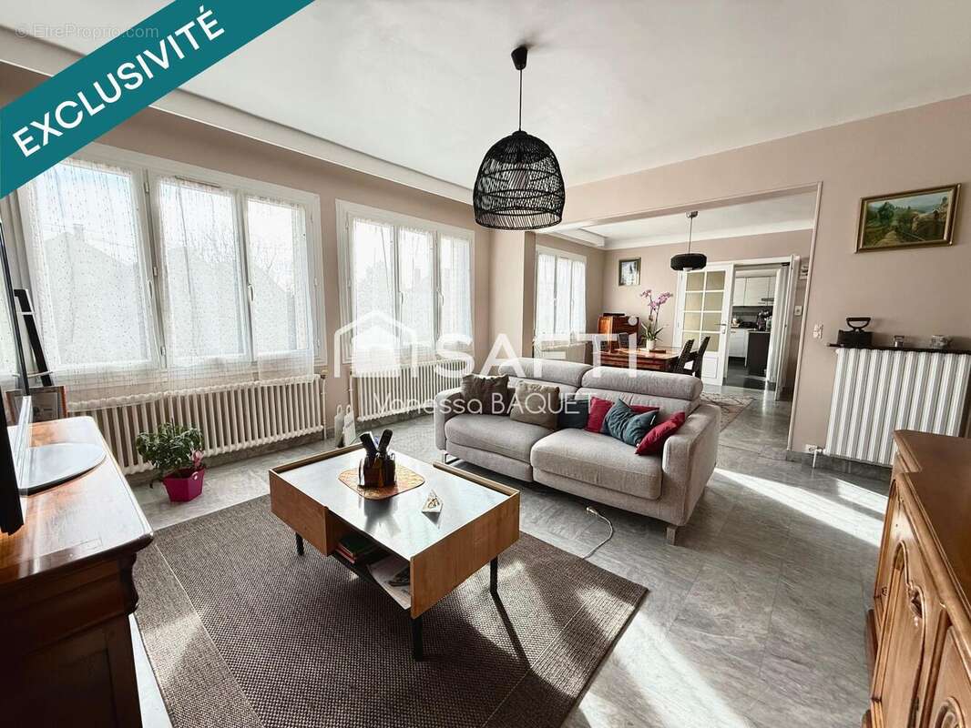 Photo 2 - Maison à LE PLESSIS-BOUCHARD