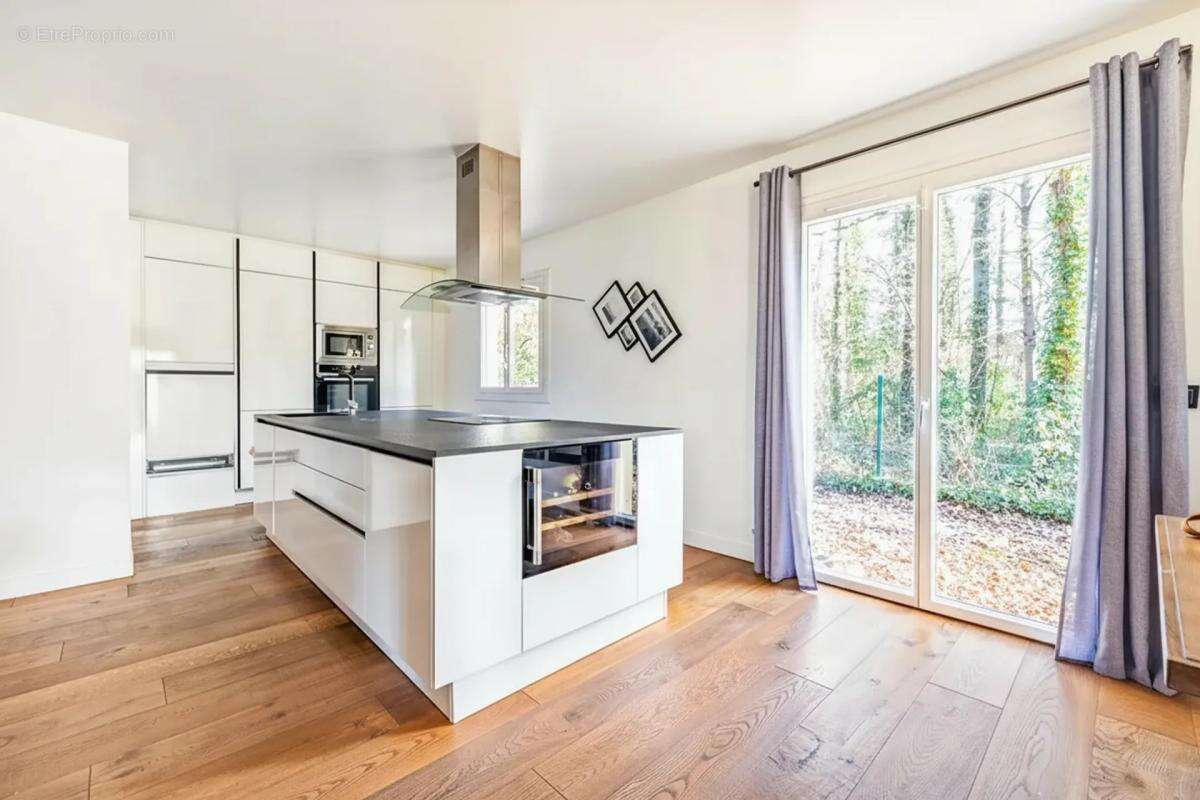 Maison à SAINT-FARGEAU-PONTHIERRY