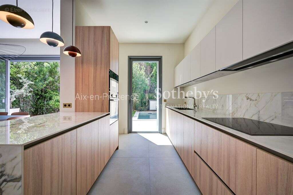 Maison à AIX-EN-PROVENCE