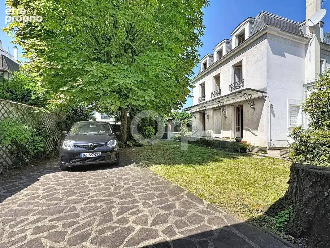 Maison à NOGENT-SUR-MARNE