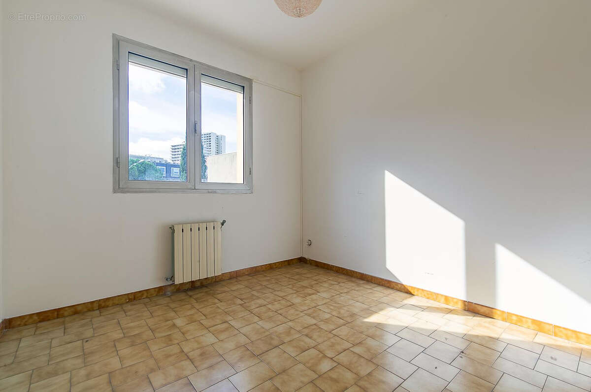 Appartement à MARSEILLE-9E
