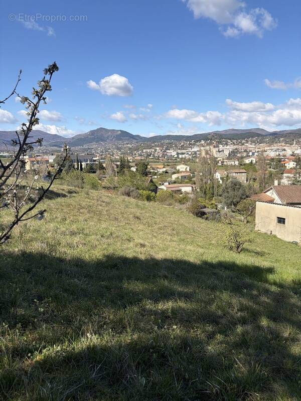 Terrain à COUX