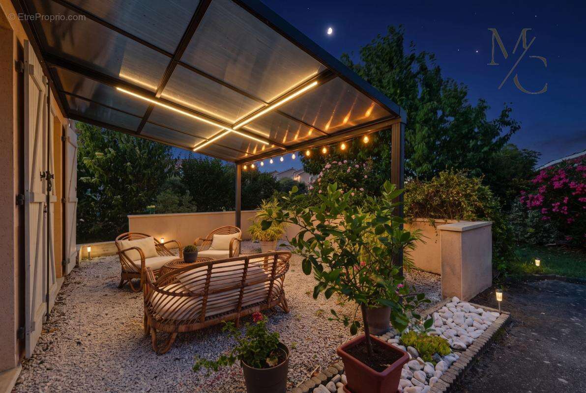 Maison T5 tout confort avec garage et piscine à Aussonne - photo 14