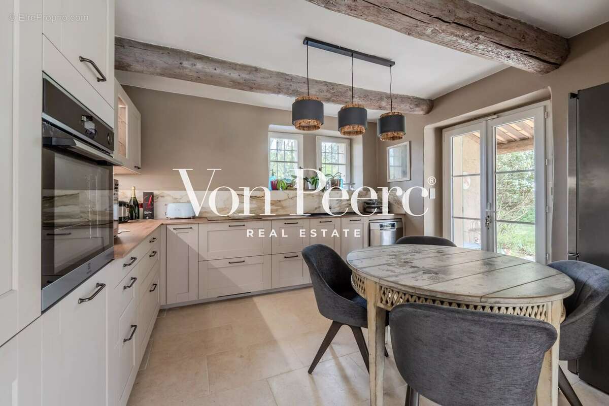 Maison à PLAN-D'ORGON