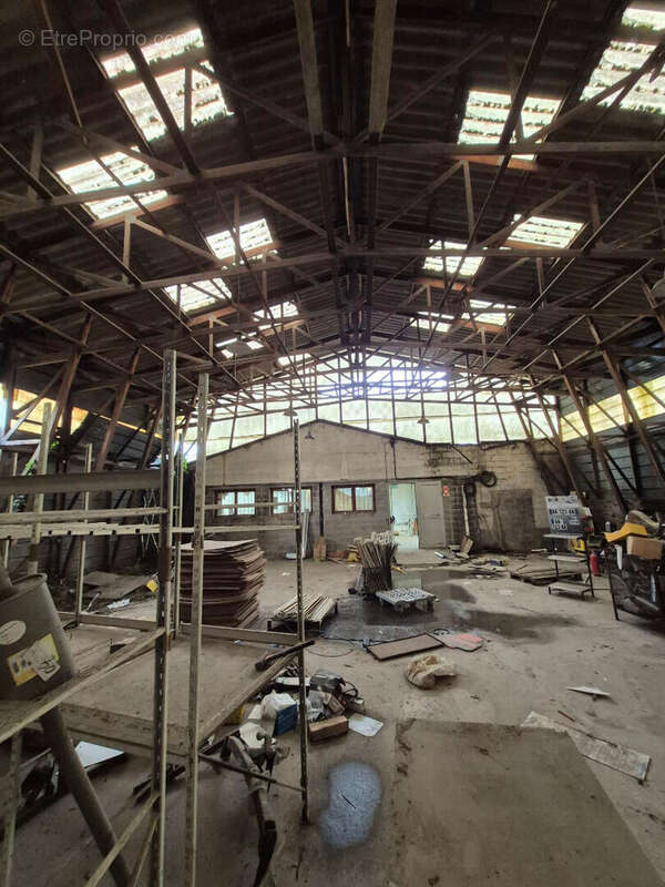 Commerce à BRUAY-LA-BUISSIERE