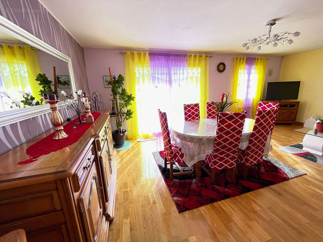 Maison à NOGENT-LE-ROI