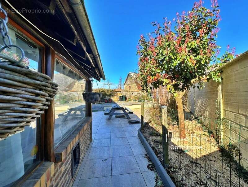 Maison à SEREZ