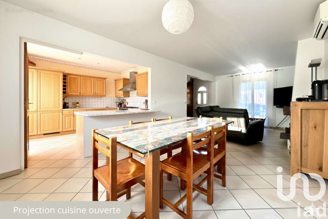 Photo 4 - Maison à GRETZ-ARMAINVILLIERS