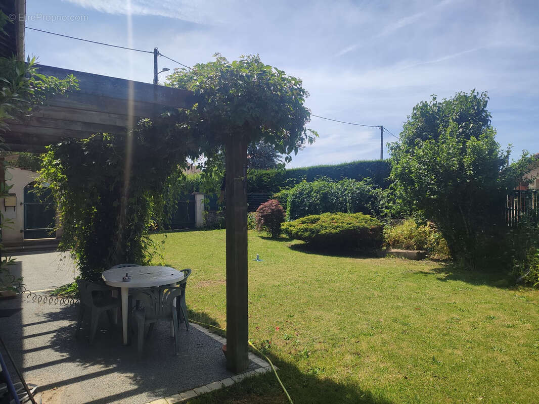 Maison à AMBERT