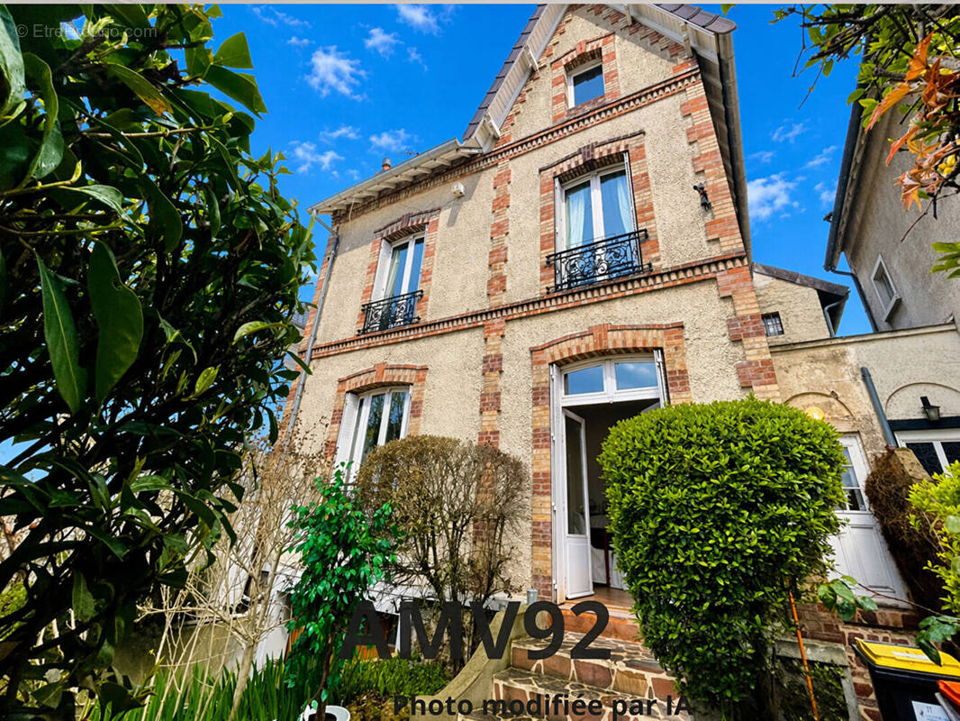 Maison à ASNIERES-SUR-SEINE