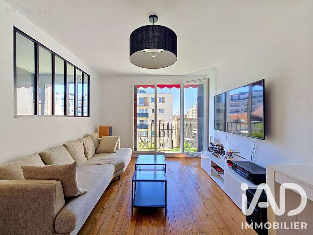 Photo 2 - Appartement à LA GARENNE-COLOMBES