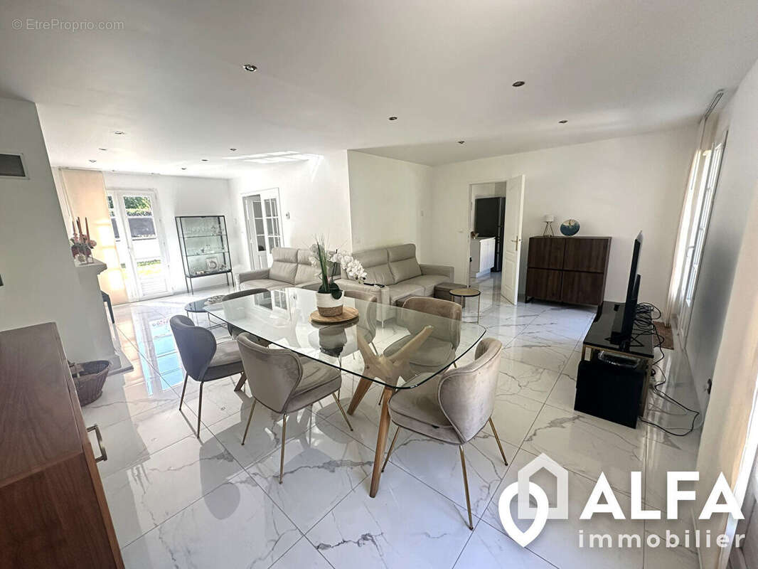 Maison à ENGHIEN-LES-BAINS