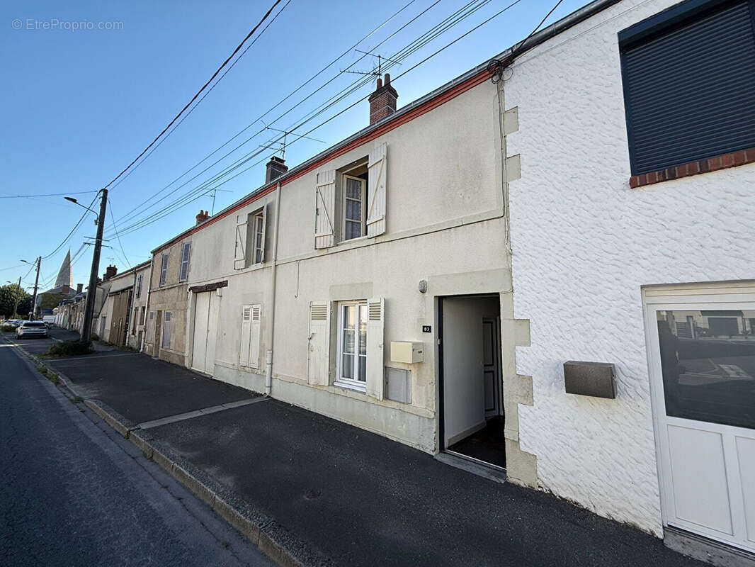 Maison à FAY-AUX-LOGES