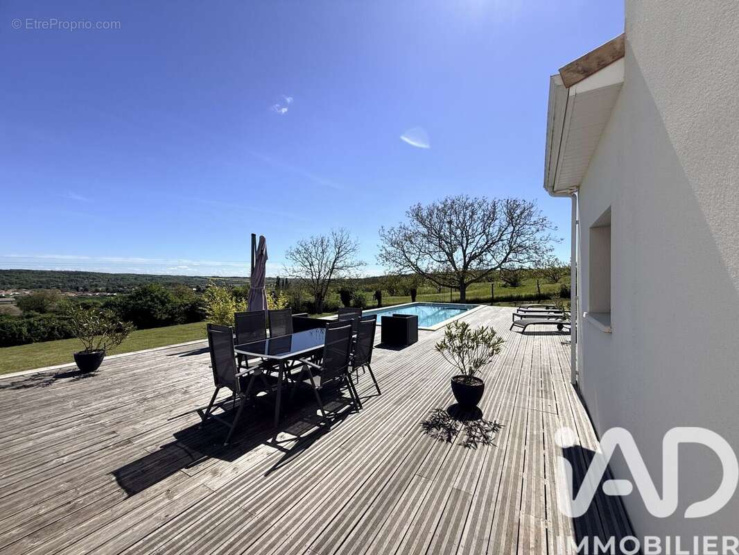 Photo 3 - Maison à VOUNEUIL-SUR-VIENNE