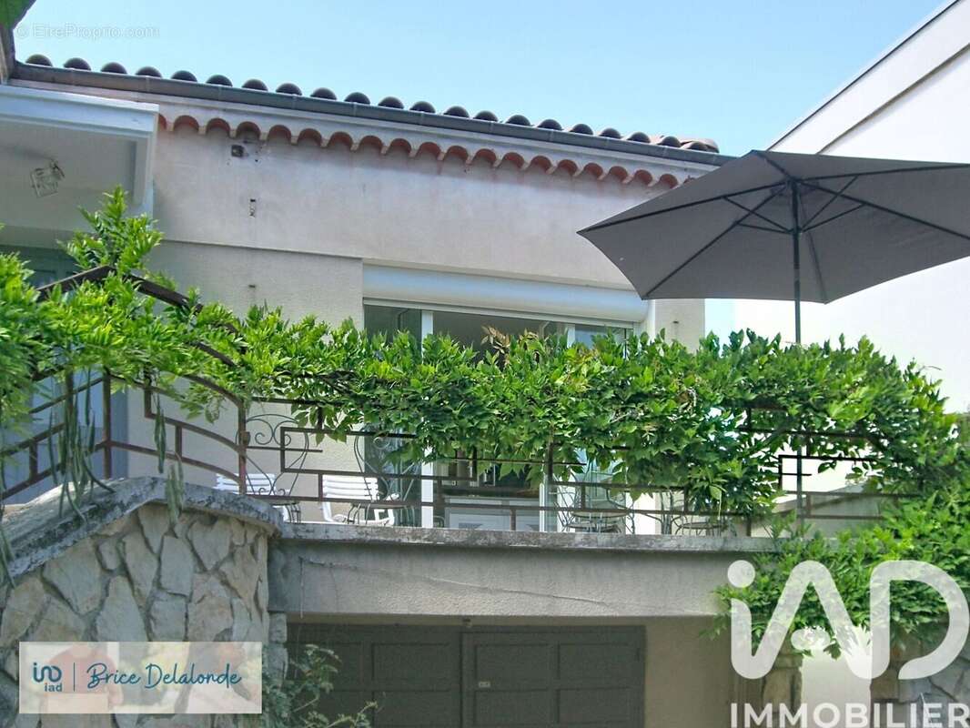 Photo 2 - Maison à ROMANS-SUR-ISERE