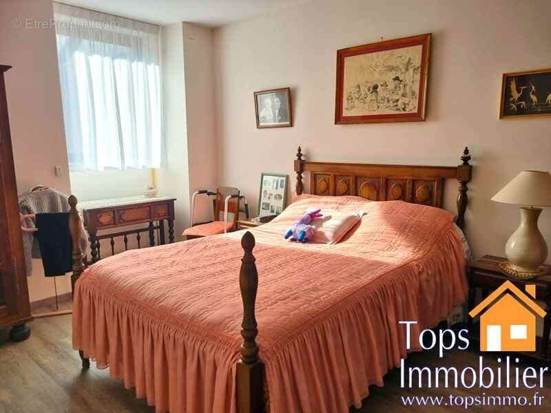 Appartement à VILLEFRANCHE-DE-ROUERGUE