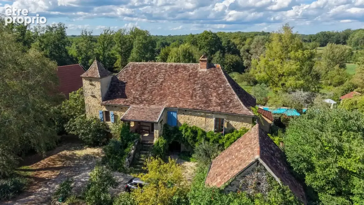 Maison à GOURDON