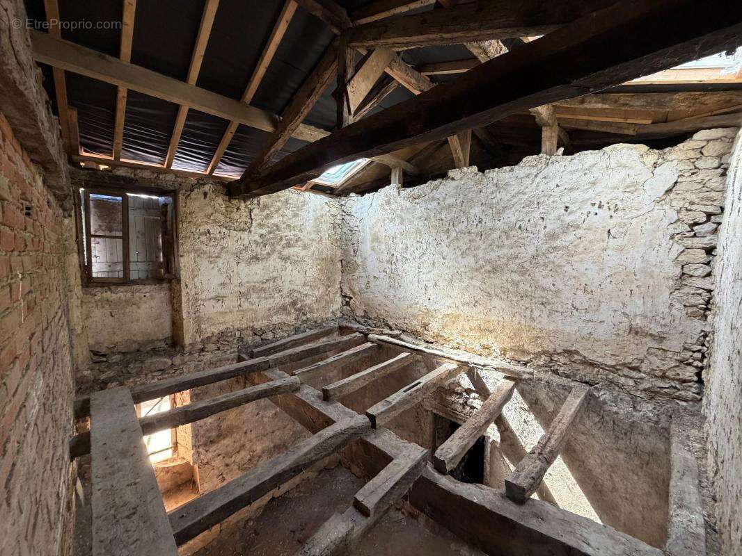Maison à PAVIE