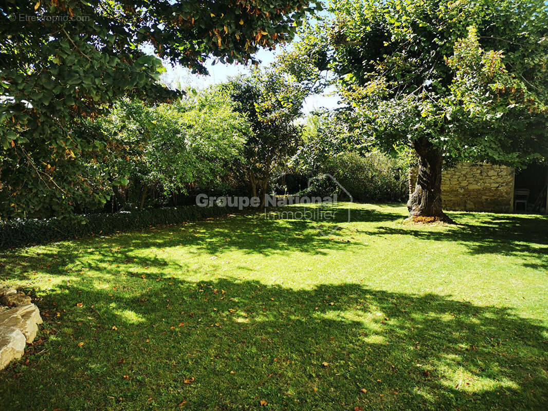 Maison à VAISON-LA-ROMAINE