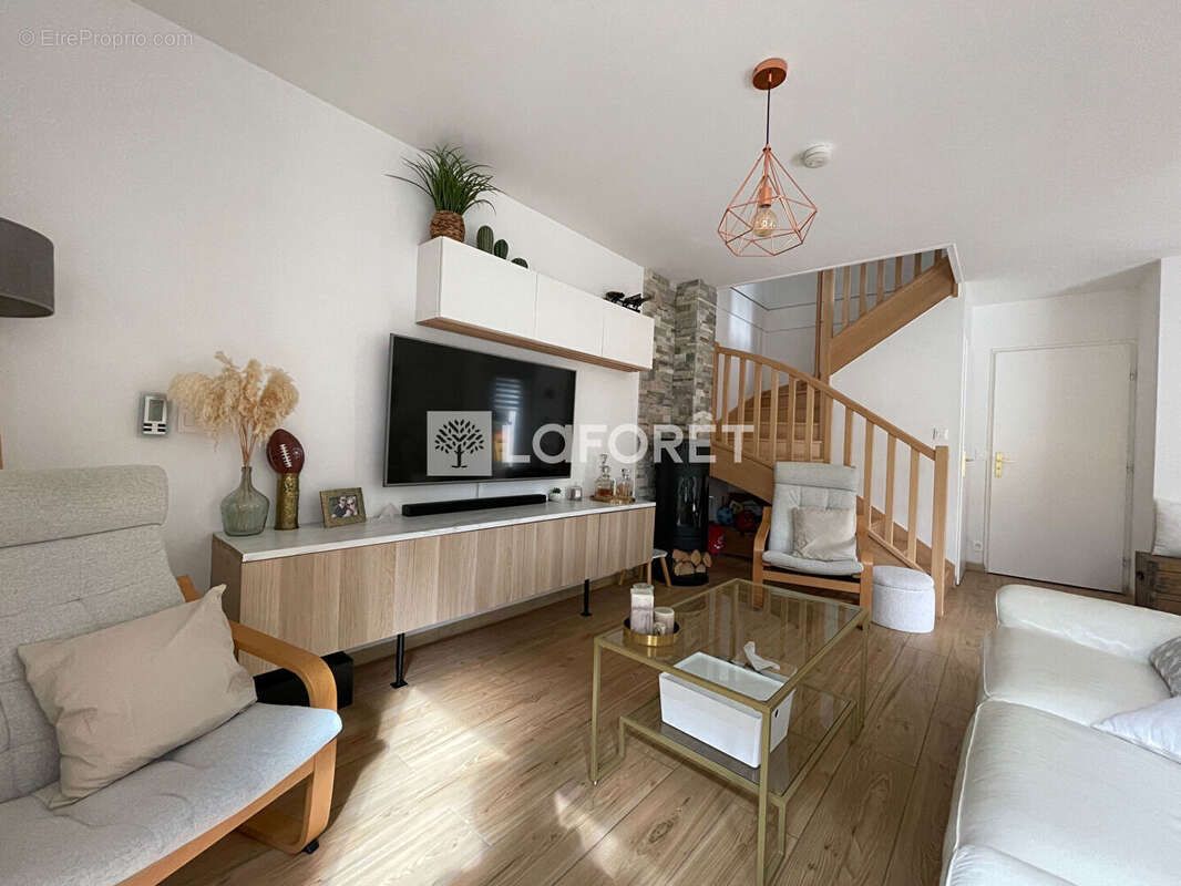 Maison à VILLECRESNES