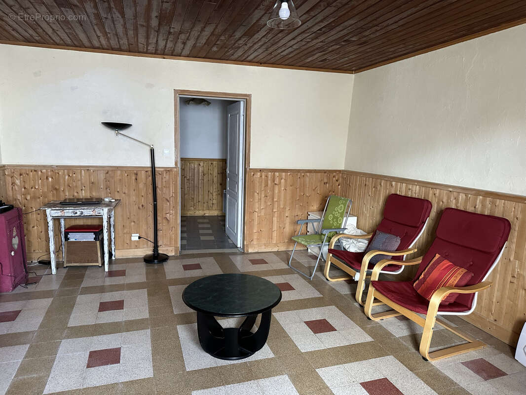 Maison à TOMBEBOEUF