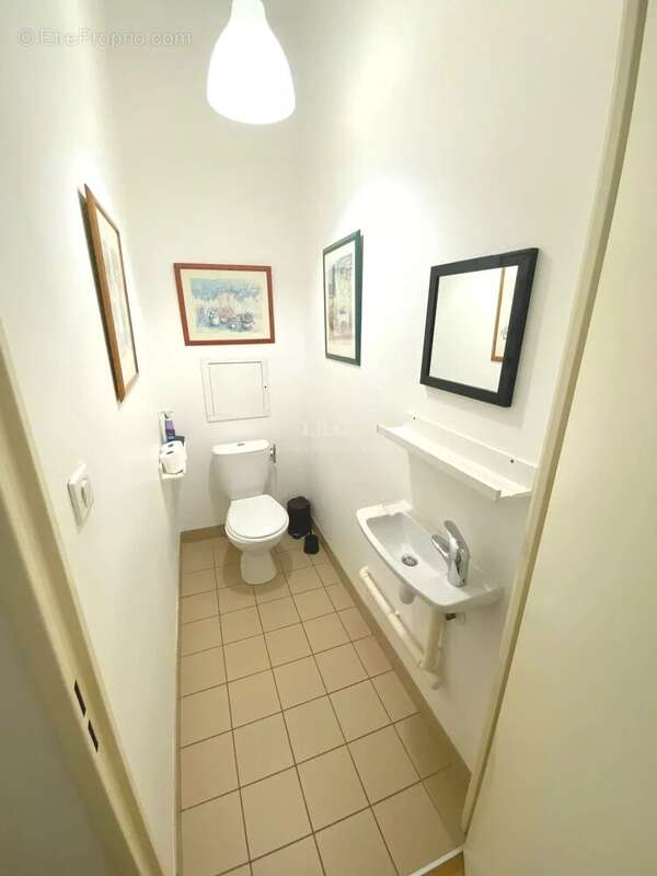 Appartement à MARSEILLE-2E