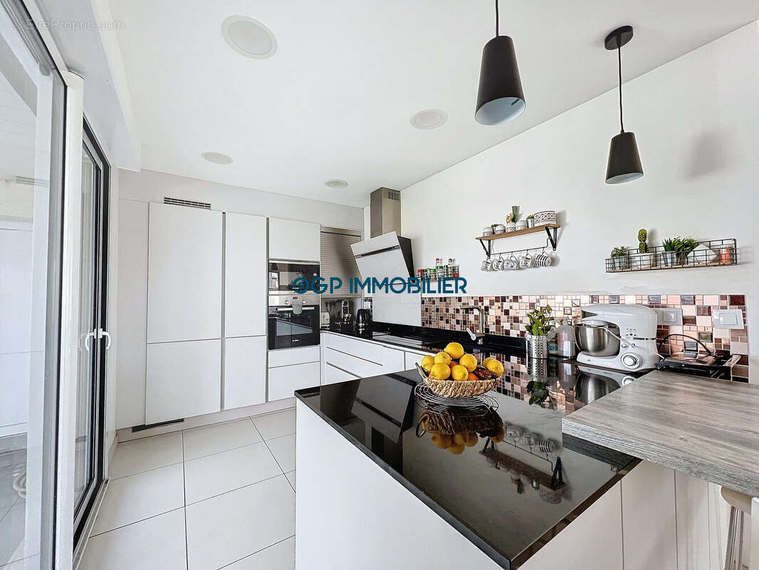 Maison à SAINT-SULPICE