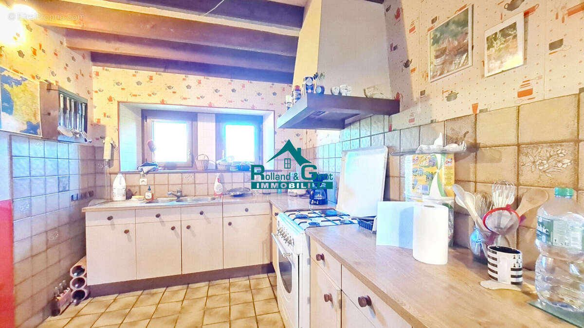 Maison à SAINT-OUEN-DES-ALLEUX