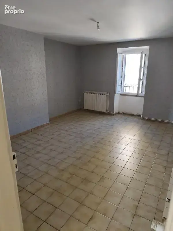 Appartement T3  8 rue Elise Arnal Sabde à MILLAU - photo 6