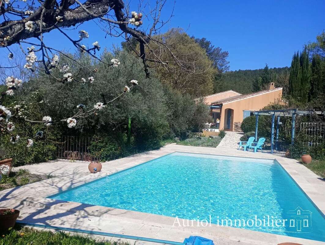 Maison à AURIOL