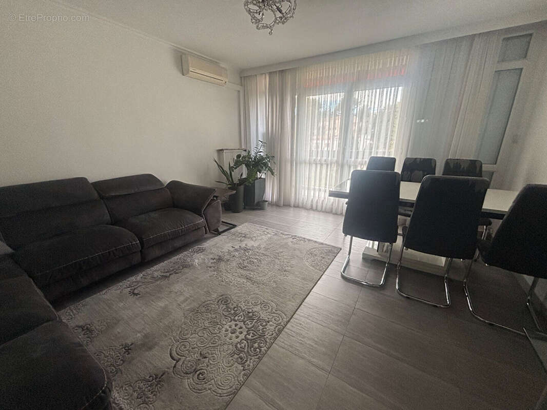 Appartement à MARSEILLE-13E