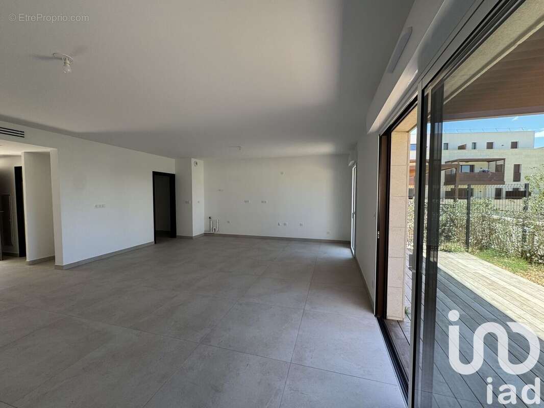 Photo 2 - Maison à CASTRIES