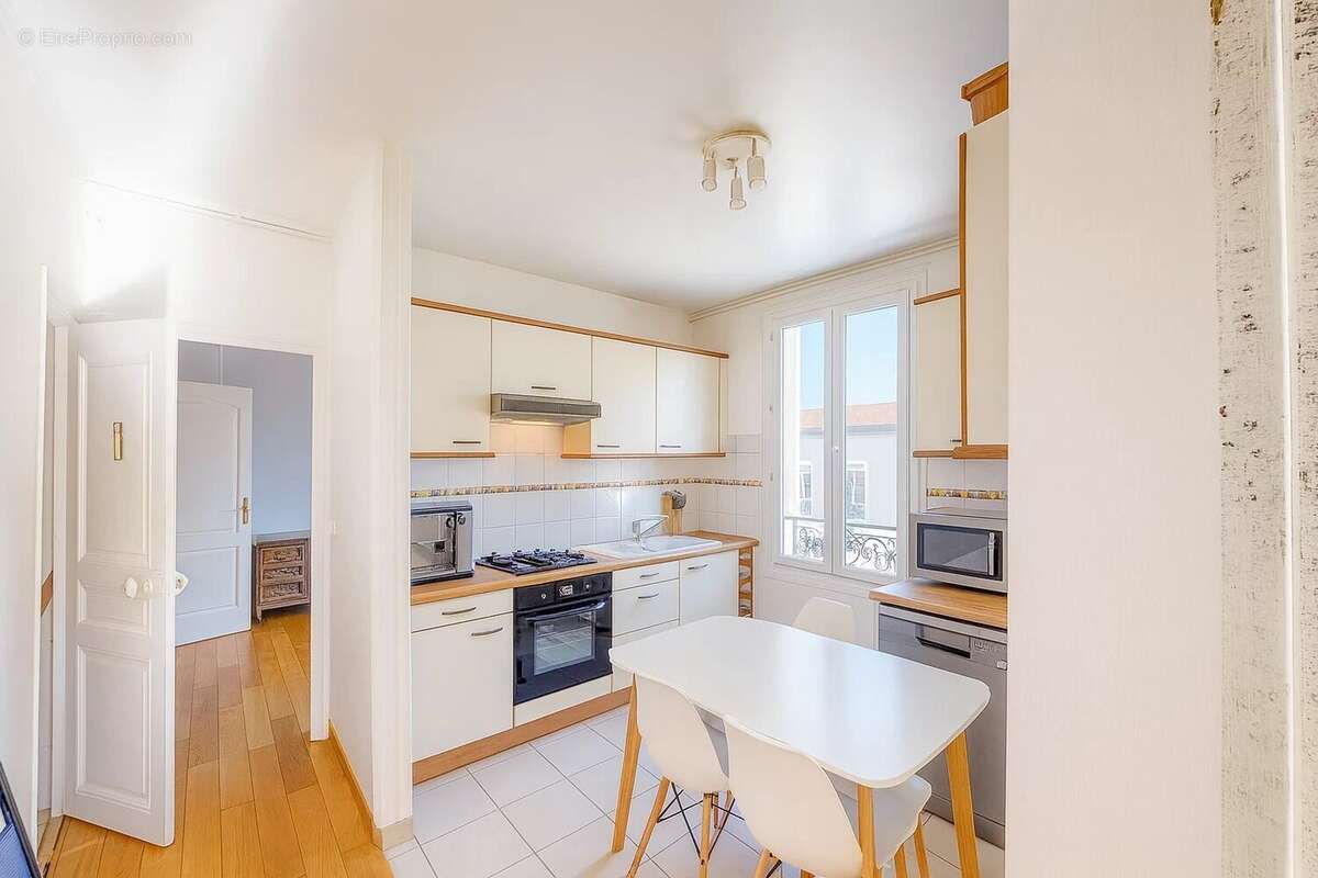 Appartement à COLOMBES