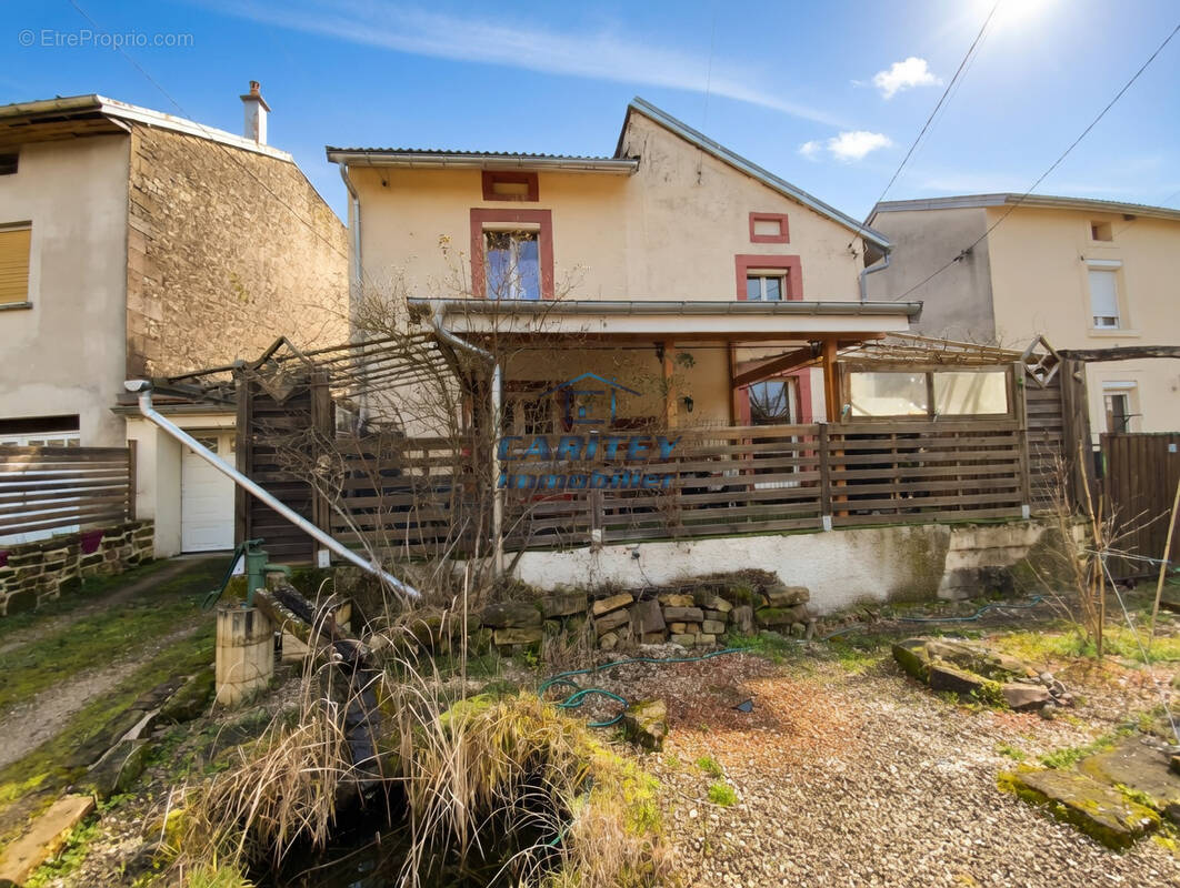 Maison à HAUTEVELLE