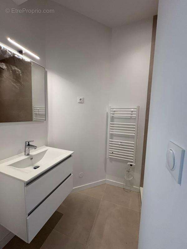  Rare à la Vente – Duplex Neuf de 103 m² dans une Maison de Maître au Cœur d'un Parc Arboré - photo 4