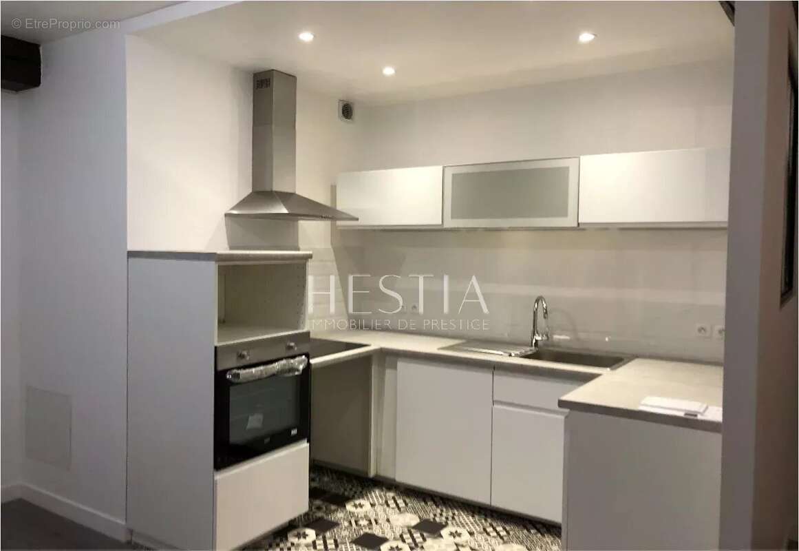 Appartement à ANSE