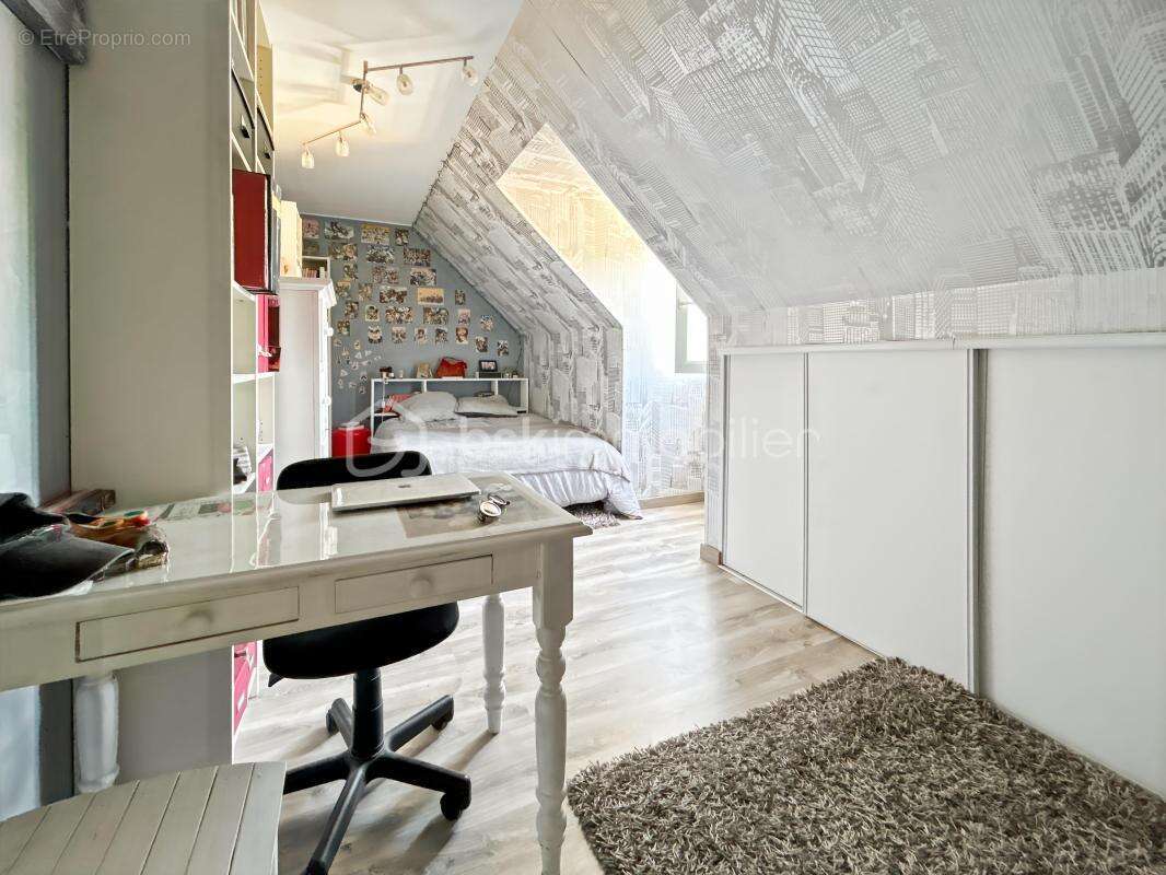 Maison 7 pièces de 179 m² à Nailly (89100) - photo 10