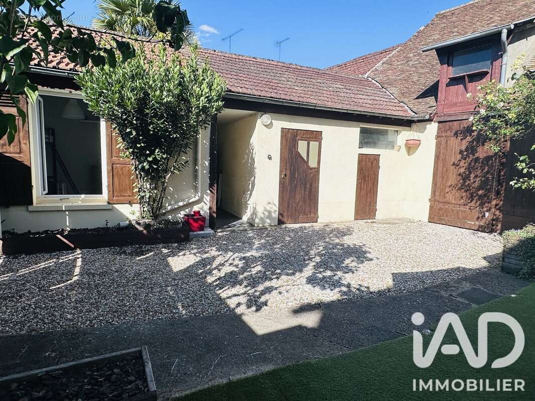 Photo 2 - Maison à ETAMPES