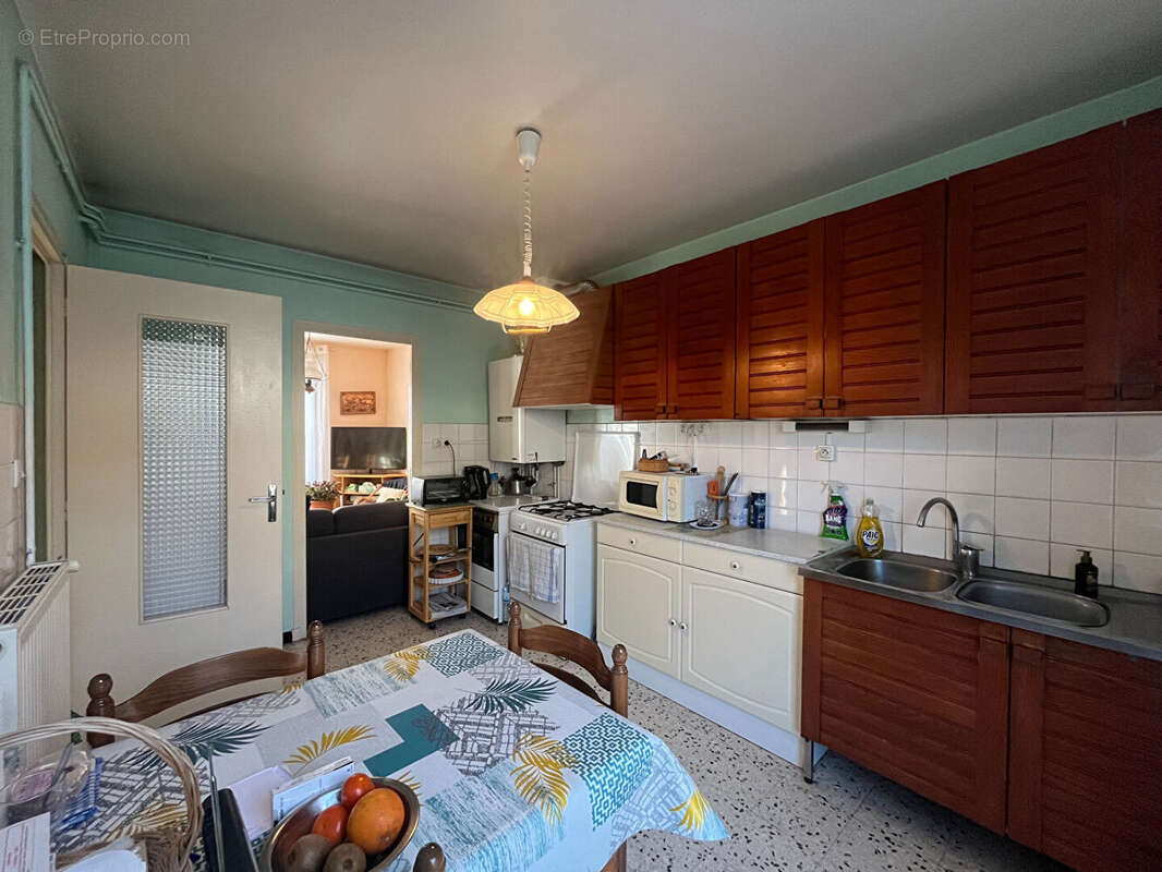 Maison à MONTELIMAR